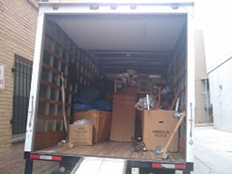 Moving truck photo by brownpau